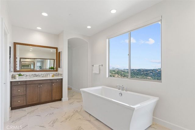 966 Feather Hollow Court, Chino Hills, CA 91709