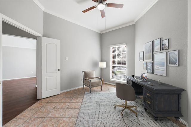 2211 Knob Hill Drive, Corinth, TX 76210