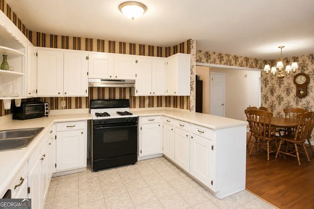 4805 Rockmart Road SE, Silver Creek, GA 30173