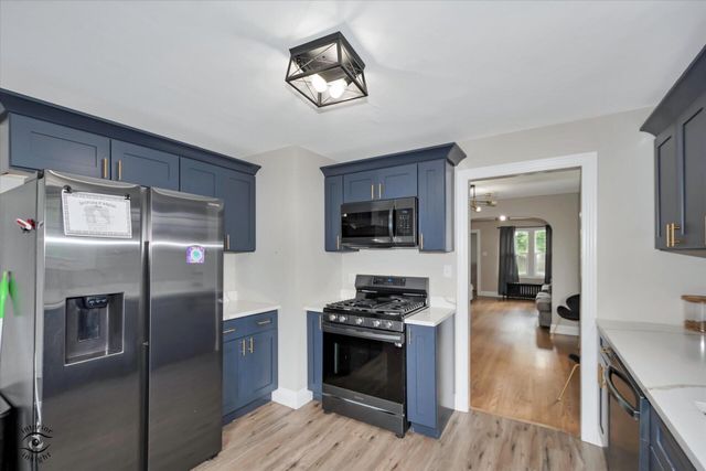 2729 New York Avenue, Whiting, IN 46394