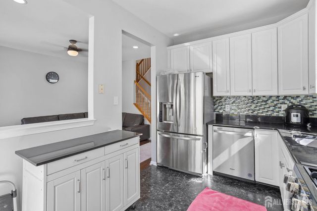 101 Dahlia Circle, South Brunswick, NJ 08810