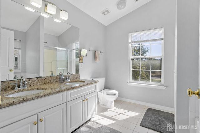 101 Dahlia Circle, South Brunswick, NJ 08810