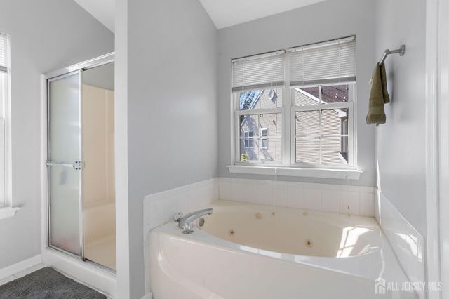 101 Dahlia Circle, South Brunswick, NJ 08810