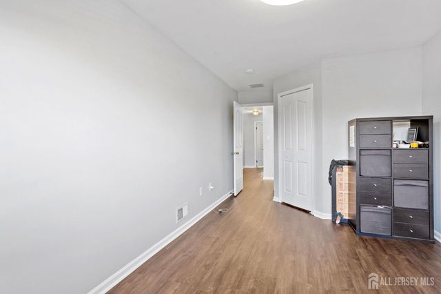 101 Dahlia Circle, South Brunswick, NJ 08810