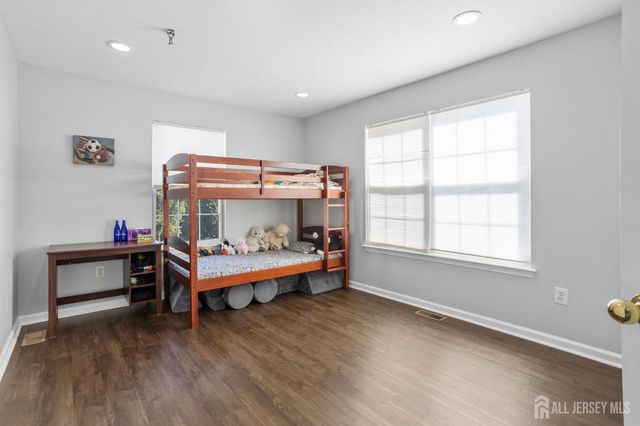 101 Dahlia Circle, South Brunswick, NJ 08810