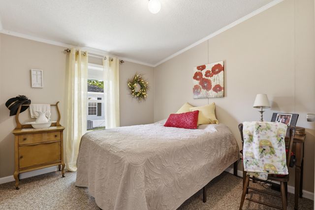 166 Aspen Street NE, Cedar Springs, MI 49319