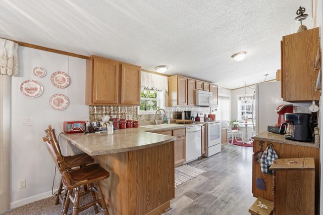 166 Aspen Street NE, Cedar Springs, MI 49319