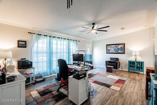 305 Breezy Lane, Youngsville, LA 70592