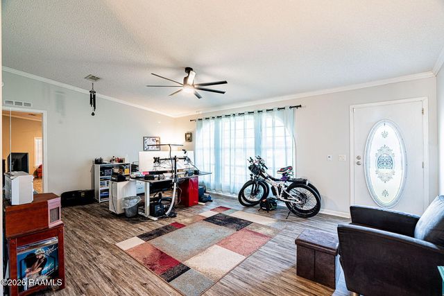 305 Breezy Lane, Youngsville, LA 70592