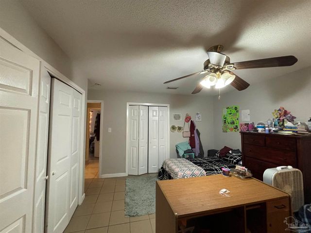 1080 Farmington, Pensacola, FL 32504