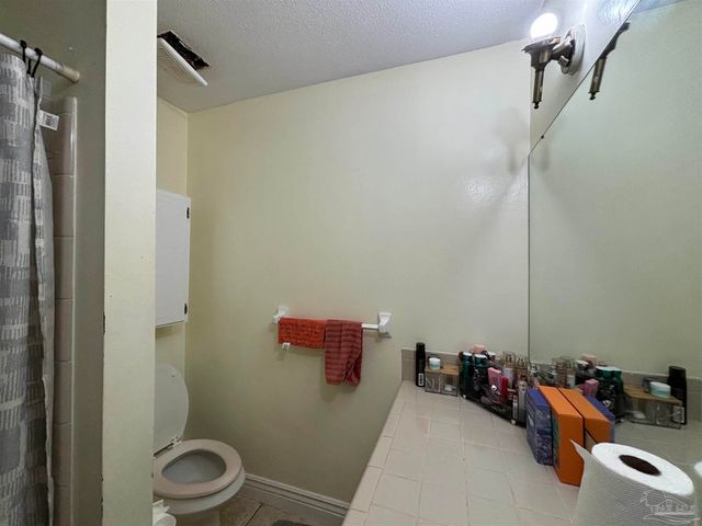 1080 Farmington, Pensacola, FL 32504