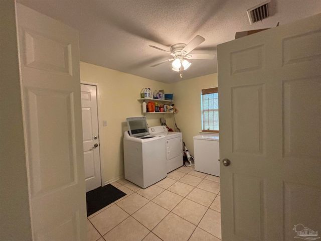 1080 Farmington, Pensacola, FL 32504