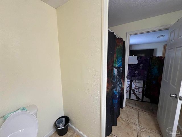 1080 Farmington, Pensacola, FL 32504