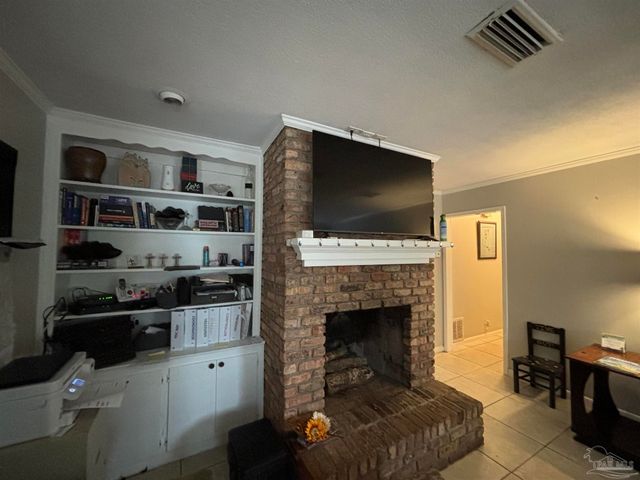 1080 Farmington, Pensacola, FL 32504