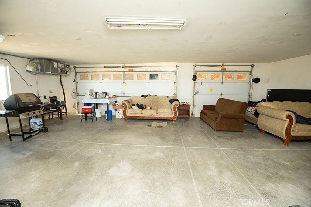 Image 60 of property listing at 15391 Barona Court, Moreno Valley, CA 92555