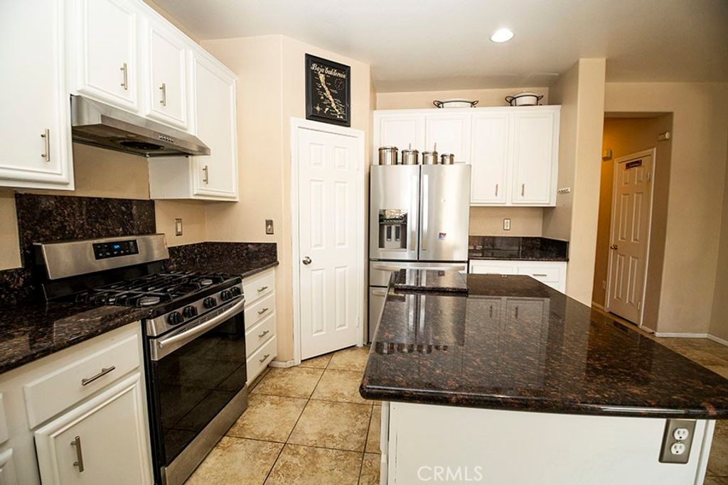 Image 7 of property listing at 15391 Barona Court, Moreno Valley, CA 92555