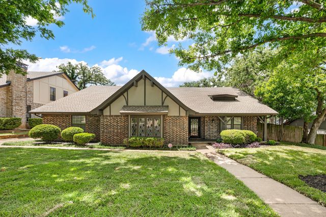2214 Wilson Drive, Arlington, TX 76011