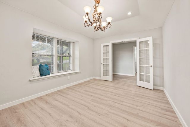 2214 Wilson Drive, Arlington, TX 76011