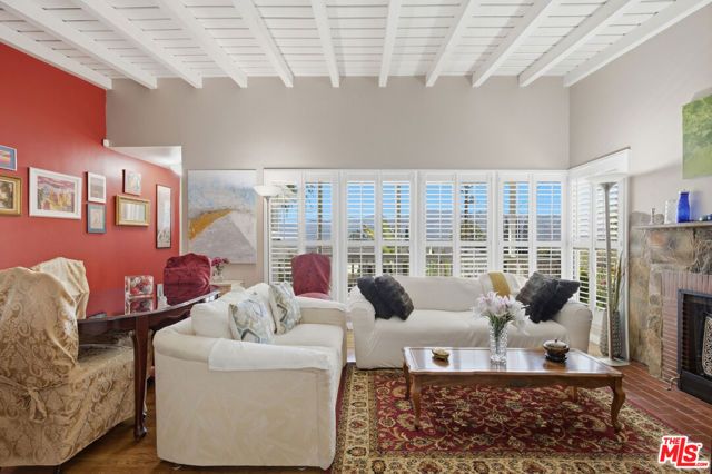 3049 Brookhill Street, La Crescenta, CA 91214