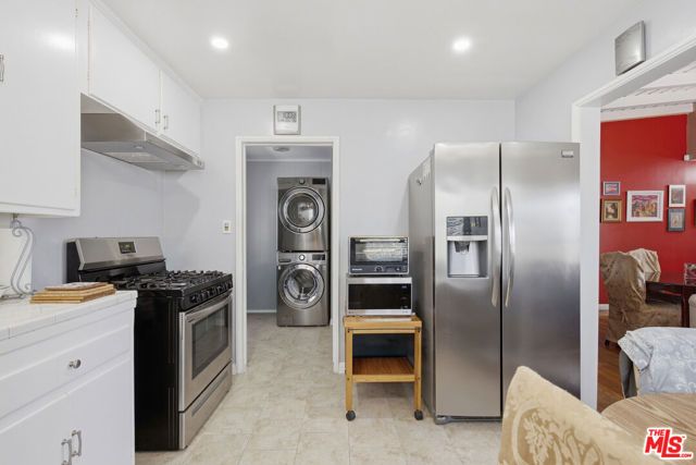3049 Brookhill Street, La Crescenta, CA 91214