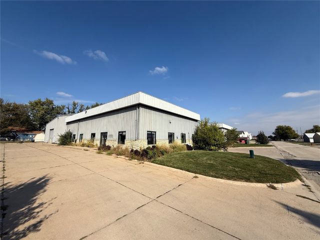 1199 44th Street, Marion, IA 52302