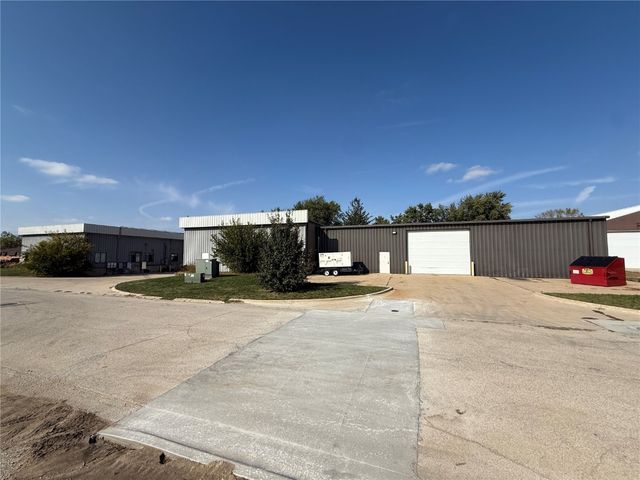 1199 44th Street, Marion, IA 52302