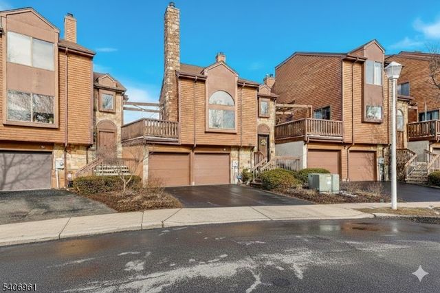 22 Faesch Ct 22, Rockaway Twp., NJ 07866