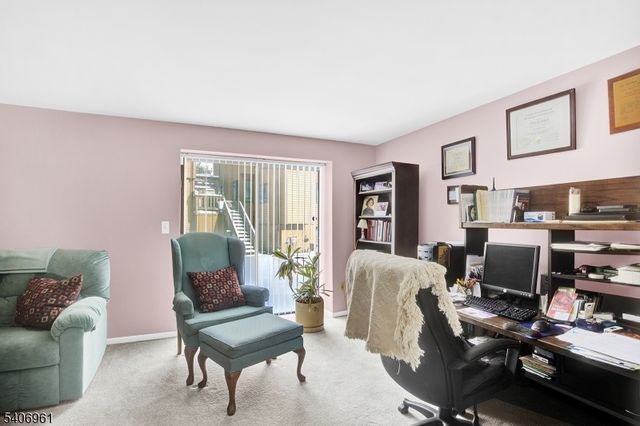 22 Faesch Ct 22, Rockaway Twp., NJ 07866