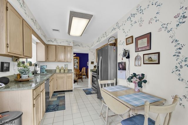 22 Faesch Ct 22, Rockaway Twp., NJ 07866