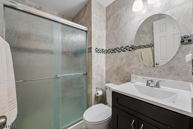 244 Kingsberry Dr 244, Franklin Twp., NJ 08873