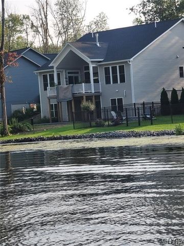 8835 NWR Gaskin Road, Clay, NY 13041