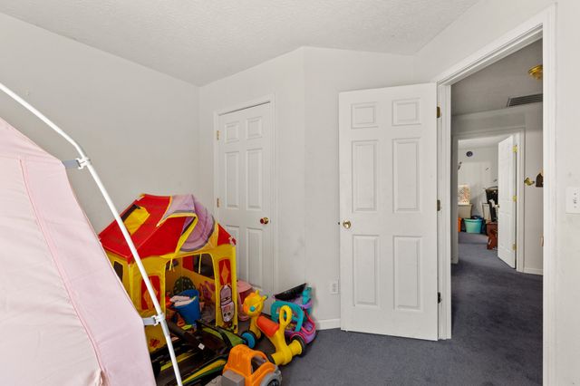 115 Ruffian Trail, Georgetown, KY 40324