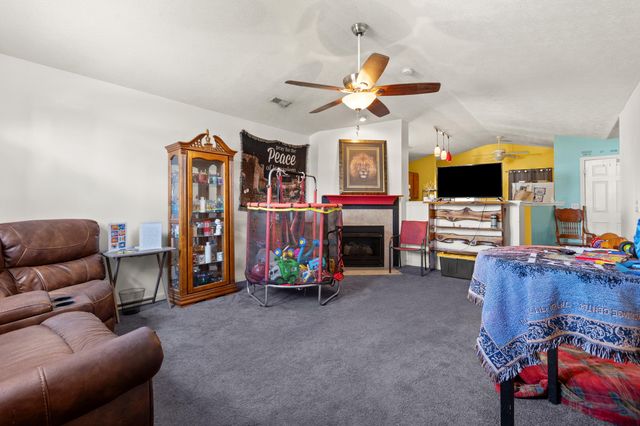 115 Ruffian Trail, Georgetown, KY 40324