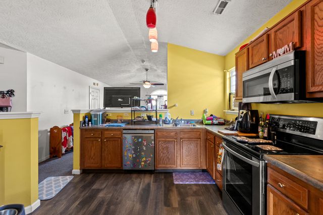 115 Ruffian Trail, Georgetown, KY 40324