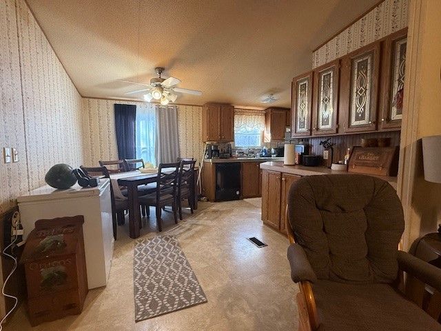 13977 Elkhorn Road, Garfield, AR 72732