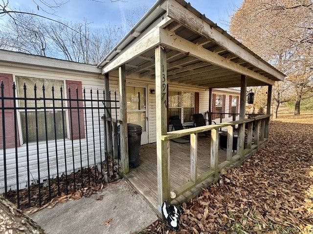 13977 Elkhorn Road, Garfield, AR 72732