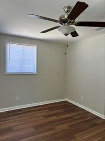 4057 Gaylark Road N, Mobile, AL 36609