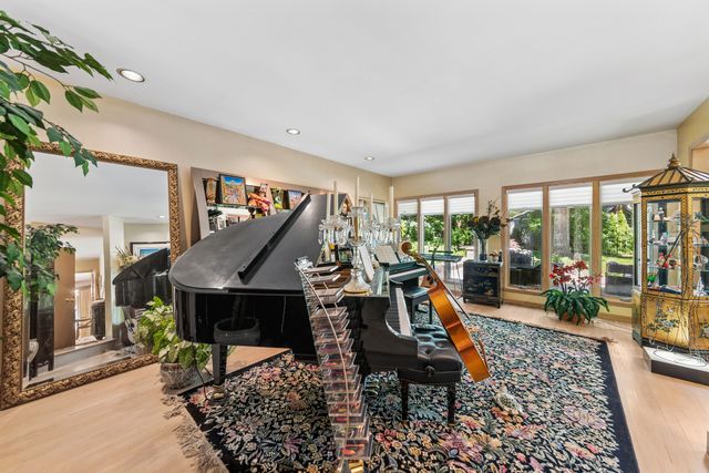 304 Apple River Drive, Naperville, IL 60565