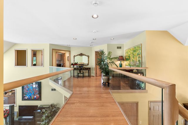 304 Apple River Drive, Naperville, IL 60565