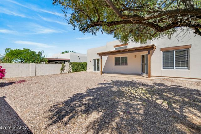 508 E Squirrel Tail Drive, Tucson, AZ 85704