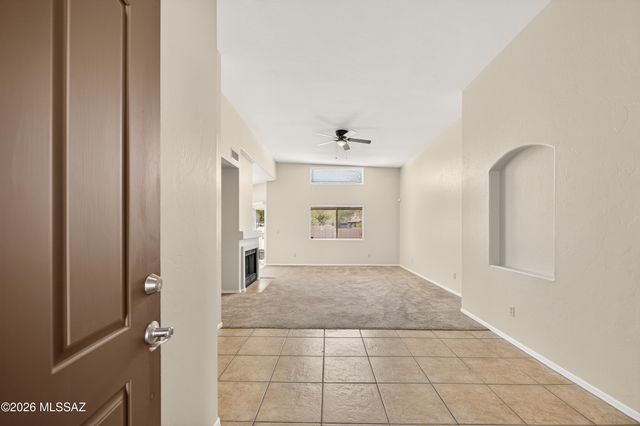 508 E Squirrel Tail Drive, Tucson, AZ 85704