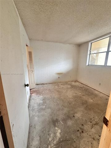 6001 NW 61st Ave 111, Tamarac, FL 33319