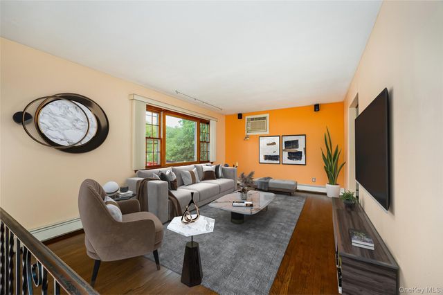 28 Robert Lane, Wappingers Falls, NY 12590