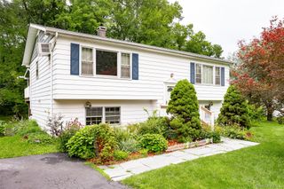 28 Robert Lane, Wappingers Falls, NY 12590