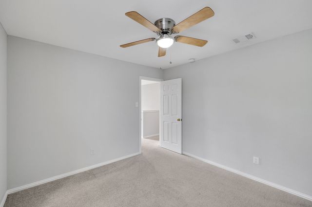 2001 Fair Oaks Circle, Corinth, TX 76210