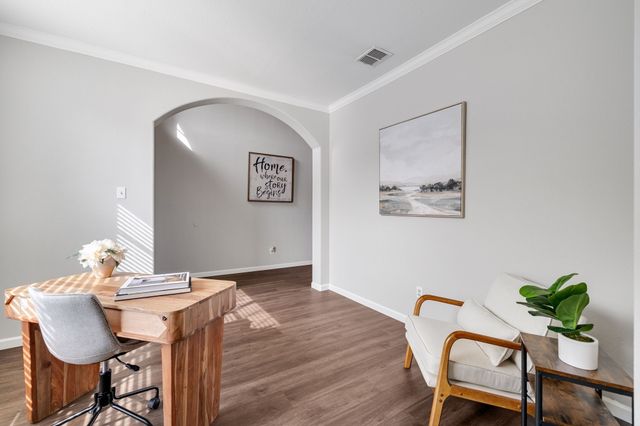 2001 Fair Oaks Circle, Corinth, TX 76210