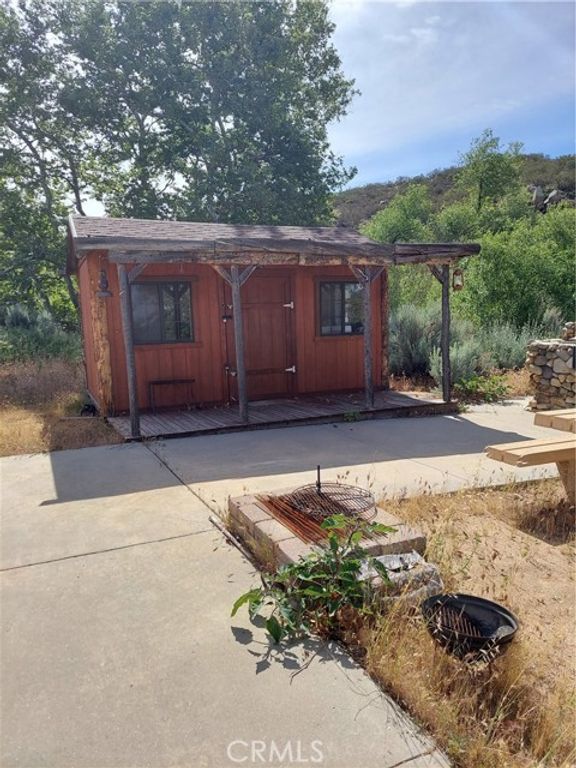 8 Dove Drive, Aguanga, CA 92536