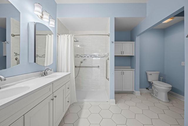 3115 Town Square Drive 408, Rolling Meadows, IL 60008