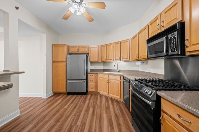3115 Town Square Drive 408, Rolling Meadows, IL 60008