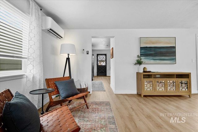 1311 N 8th St, Boise, ID 83702